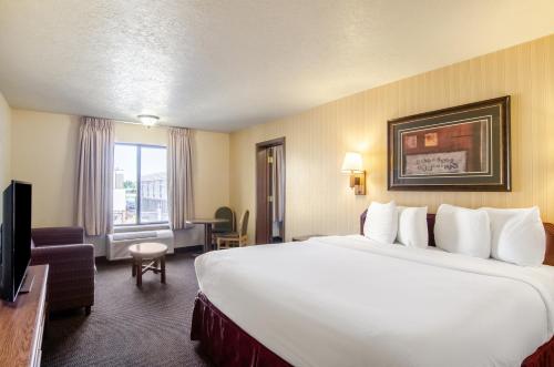 Imagen de la habitación del Hotel Americas Best Value Inn & Suites Ft Collins E at I-25. Foto 15