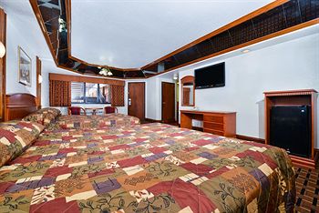 Imagen de la habitación del Hotel Americas Best Value Inn & Suites Los Angeles Downtown SW. Foto 9