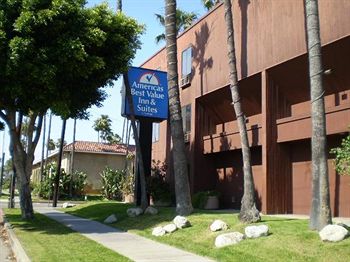 Imagen general del Hotel Americas Best Value Inn & Suites Los Angeles Downtown SW. Foto 1