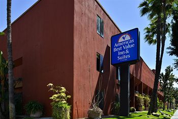 Imagen general del Hotel Americas Best Value Inn & Suites Los Angeles Downtown SW. Foto 5