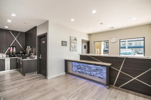 Imagen general del Hotel Americas Best Value Inn & Suites NE Houston Downtown I-610. Foto 3