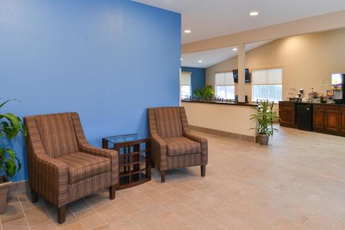 Imagen general del Hotel Americas Best Value Inn & Suites St. Clairsville Wheeling. Foto 4
