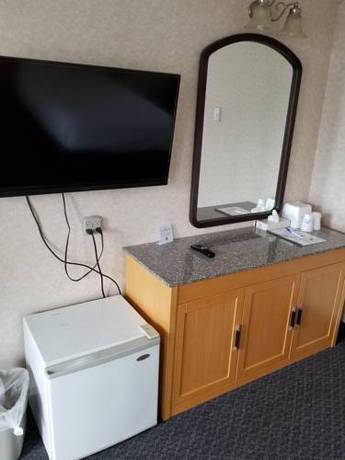 Imagen de la habitación del Hotel America's Best Value Inn & Suites/hyannis. Foto 7