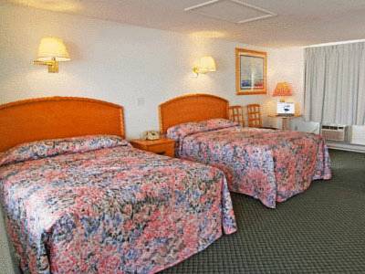 Imagen de la habitación del Hotel America's Best Value Inn & Suites/hyannis. Foto 9
