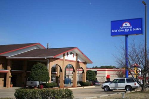 Imagen general del Hotel Americas Best Value Inn & Suites-stockbridge. Foto 2