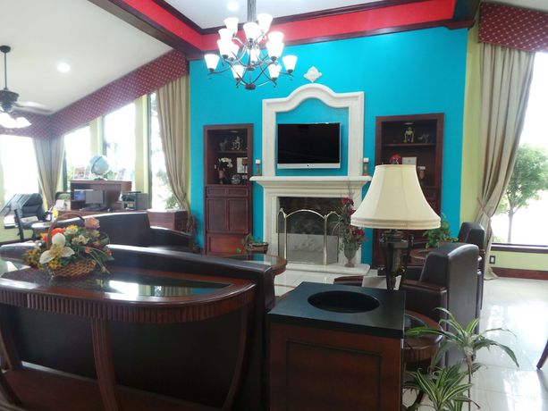 Imagen de los interiores del Hotel Americas Best Value Inn and Suites Alvin Houston. Foto 13