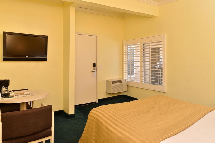 Imagen de la habitación del Hotel Americas Best Value Inn and Suites Anaheim Convention Center. Foto 5