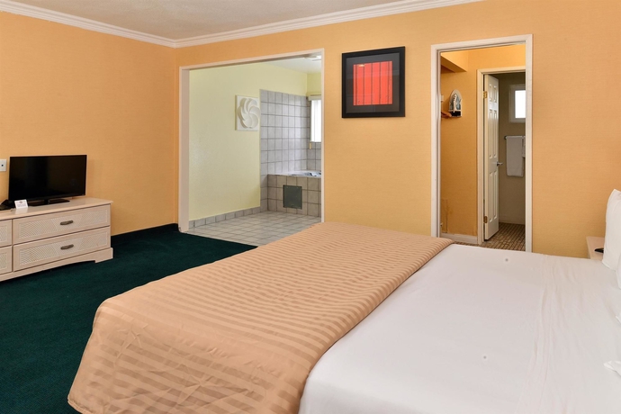 Imagen de la habitación del Hotel Americas Best Value Inn and Suites Anaheim Convention Center. Foto 8
