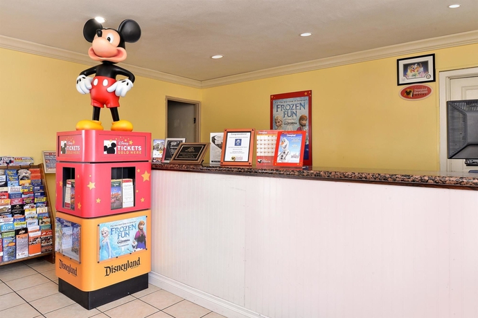 Imagen de los interiores del Hotel Americas Best Value Inn and Suites Anaheim Convention Center. Foto 14