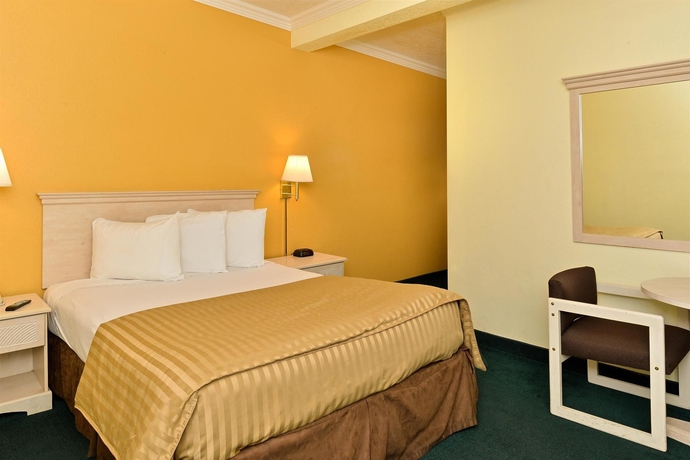 Imagen de la habitación del Hotel Americas Best Value Inn and Suites Anaheim Convention Center. Foto 13