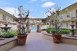 Imagen general del Hotel Americas Best Value Inn and Suites Anaheim Convention Center. Foto 1