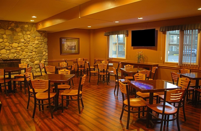 Imagen del bar/restaurante del Hotel Americas Best Value Inn and Suites Anchorage Airport. Foto 6
