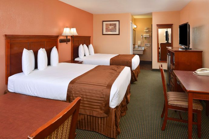 Imagen de la habitación del Hotel Americas Best Value Inn and Suites Bakersfield E. Foto 11