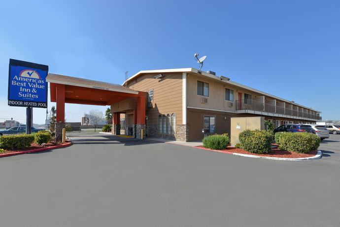 Imagen general del Hotel Americas Best Value Inn and Suites Bakersfield E. Foto 1