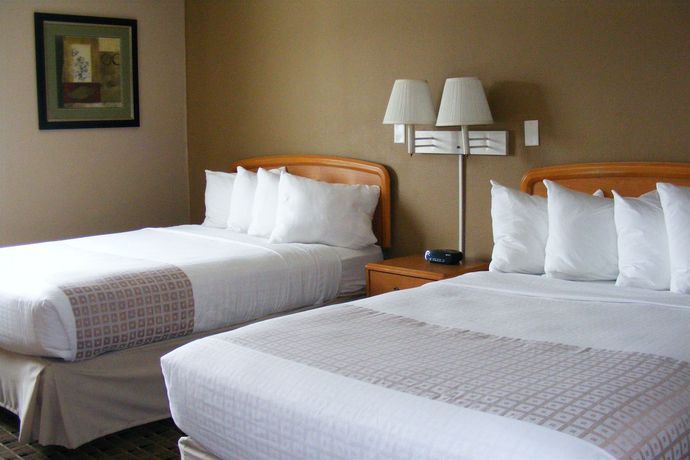 Imagen de los interiores del Hotel Americas Best Value Inn and Suites Bismarck. Foto 14