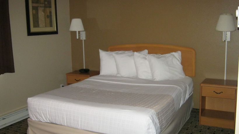 Imagen del bar/restaurante del Hotel Americas Best Value Inn and Suites Bismarck. Foto 5