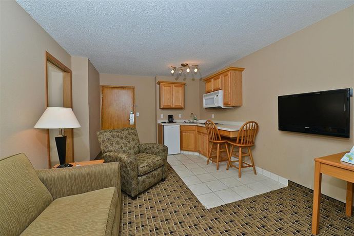 Imagen de la habitación del Hotel Americas Best Value Inn and Suites Bismarck. Foto 12