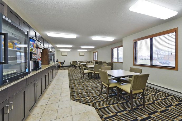 Imagen de los interiores del Hotel Americas Best Value Inn and Suites Bismarck. Foto 16