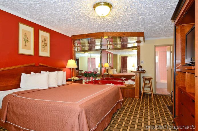 Imagen de los interiores del Hotel America's Best Value Inn and Suites Clarence/Buffalo East. Foto 10