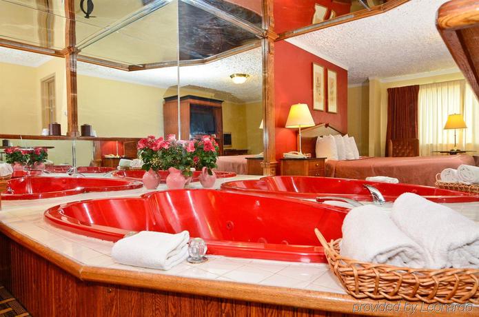 Imagen de la habitación del Hotel America's Best Value Inn and Suites Clarence/Buffalo East. Foto 8