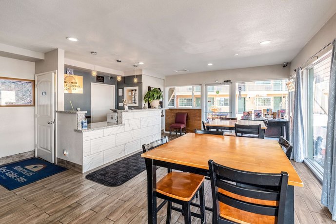Imagen de los interiores del Hotel Americas Best Value Inn and Suites Flagstaff. Foto 18