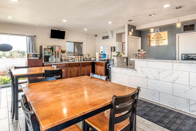 Imagen de los interiores del Hotel Americas Best Value Inn and Suites Flagstaff. Foto 19