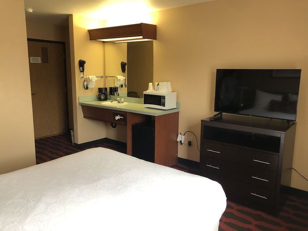Imagen de la habitación del Hotel Americas Best Value Inn and Suites Forest Grove Hillsboro. Foto 9