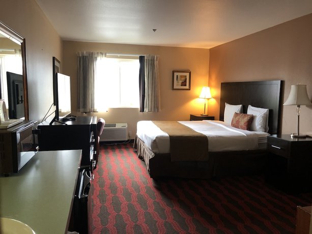 Imagen de la habitación del Hotel Americas Best Value Inn and Suites Forest Grove Hillsboro. Foto 14