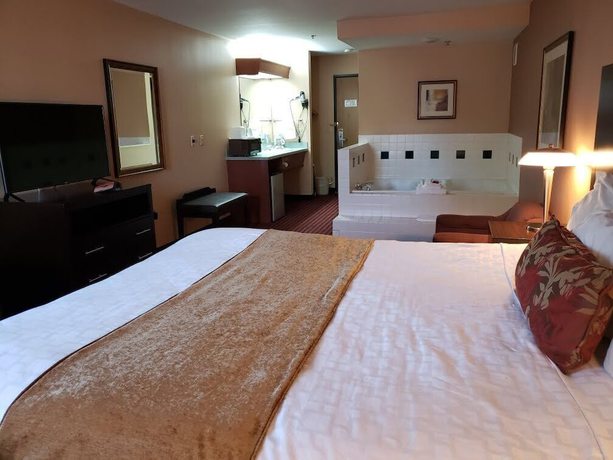 Imagen de la habitación del Hotel Americas Best Value Inn and Suites Forest Grove Hillsboro. Foto 15