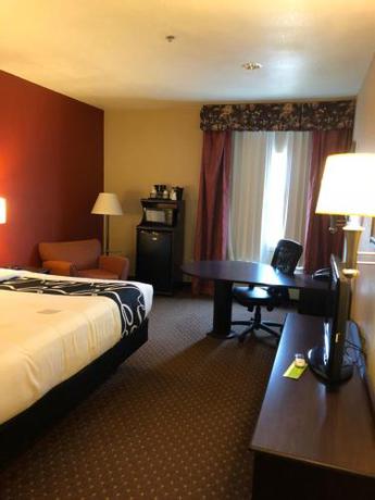 Imagen de la habitación del Hotel Americas Best Value Inn and Suites Gun Barrel City. Foto 6