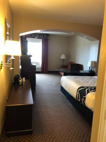 Imagen de la habitación del Hotel Americas Best Value Inn and Suites Gun Barrel City. Foto 8