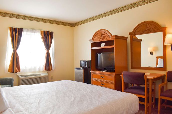 Imagen de la habitación del Hotel Americas Best Value Inn and Suites Haltom City Ft. Worth. Foto 7