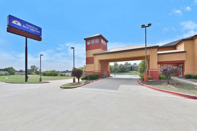 Imagen general del Hotel Americas Best Value Inn and Suites Haltom City Ft. Worth. Foto 1