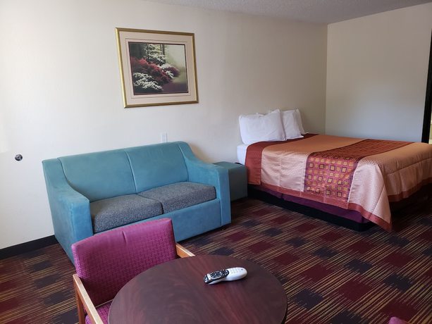 Imagen de la habitación del Hotel Americas Best Value Inn and Suites Harrisonville. Foto 5