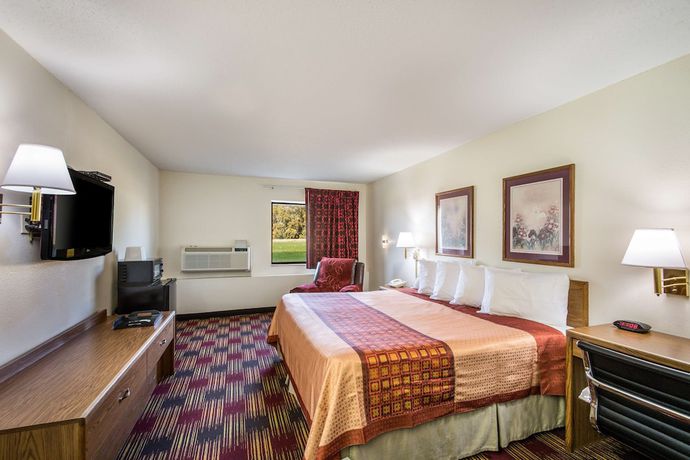 Imagen de la habitación del Hotel Americas Best Value Inn and Suites Harrisonville. Foto 6