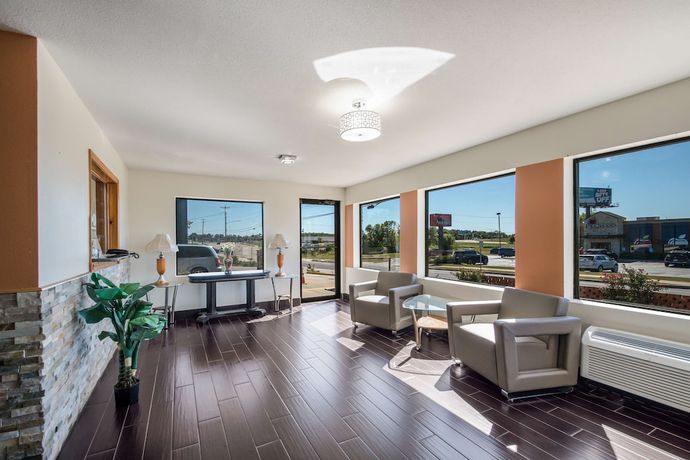 Imagen de los interiores del Hotel Americas Best Value Inn and Suites Harrisonville. Foto 20