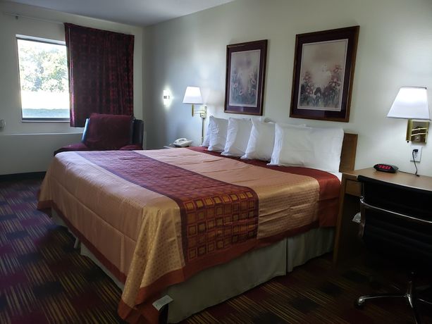 Imagen de la habitación del Hotel Americas Best Value Inn and Suites Harrisonville. Foto 15