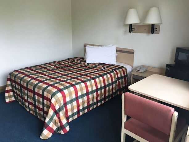 Imagen de la habitación del Hotel Americas Best Value Inn and Suites Helena. Foto 13