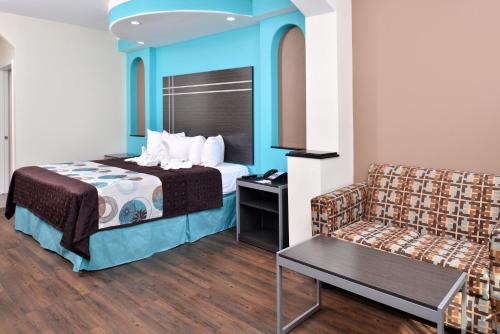 Imagen de la habitación del Hotel Americas Best Value Inn and Suites Houston At Hwy 6 and Westpark. Foto 9