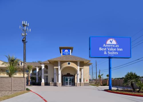 Imagen general del Hotel Americas Best Value Inn and Suites Houston At Hwy 6 and Westpark. Foto 6