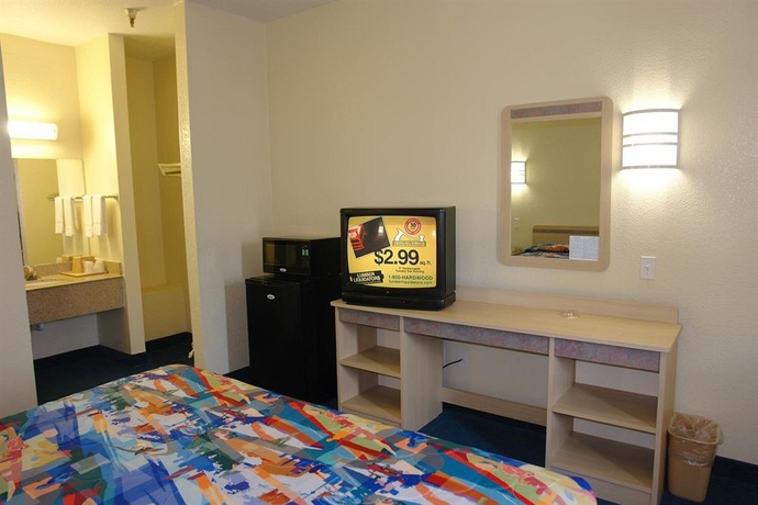 Imagen de la habitación del Hotel Americas Best Value Inn and Suites Humble. Foto 3