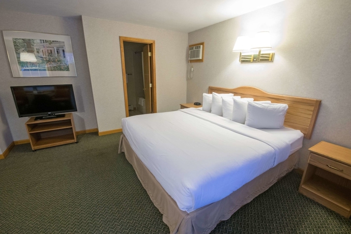 Imagen de la habitación del Hotel Americas Best Value Inn and Suites Lake George. Foto 8