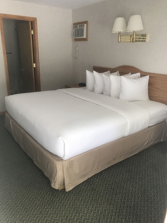 Imagen de la habitación del Hotel Americas Best Value Inn and Suites Lake George. Foto 13