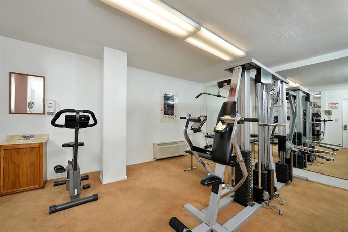 Imagen de los interiores del Hotel Americas Best Value Inn and Suites Lancaster. Foto 13