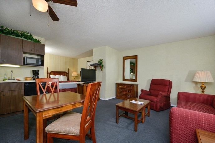 Imagen de la habitación del Hotel Americas Best Value Inn and Suites Lancaster. Foto 12
