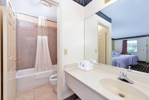 Imagen de la habitación del Hotel Americas Best Value Inn and Suites Lookout Mountain W. Foto 10