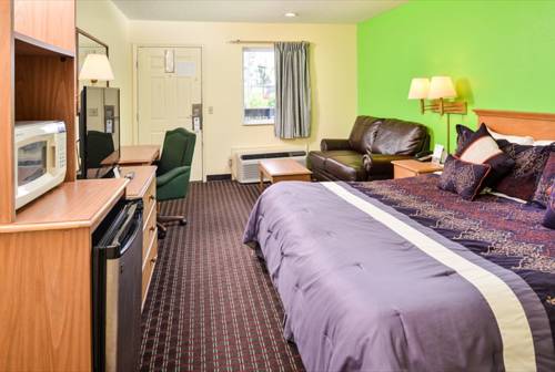 Imagen de la habitación del Hotel Americas Best Value Inn and Suites Lookout Mountain W. Foto 13