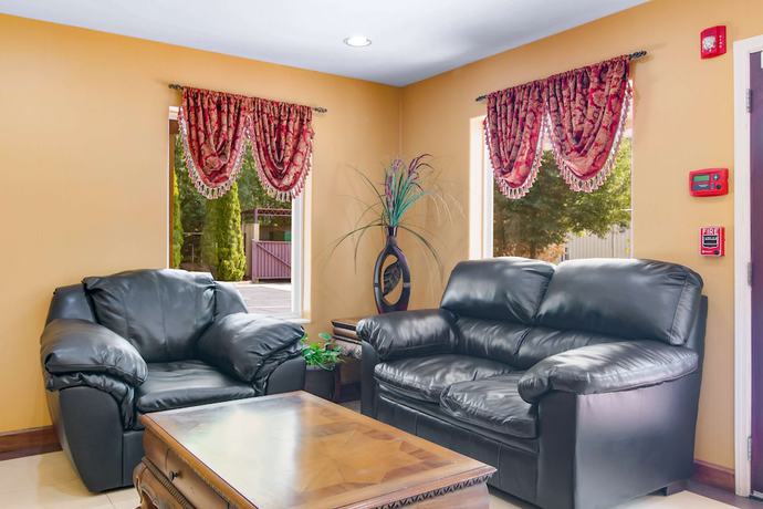 Imagen de los interiores del Hotel Americas Best Value Inn and Suites Mableton Atlanta. Foto 18