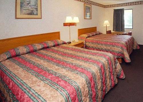 Imagen de la habitación del Hotel Americas Best Value Inn and Suites Macon At Eisenhower Pkwy. Foto 8
