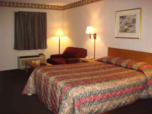 Imagen de la habitación del Hotel Americas Best Value Inn and Suites Macon At Eisenhower Pkwy. Foto 12